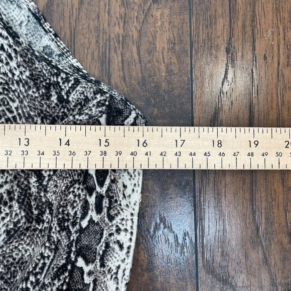 Bardot Romper XS Black Ivory Snake Reptile Print Sleeveless Pockets Women's - Picture 8 of 14